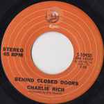 Charlie Rich – Behind Closed Doors/A Sunday Kind Of Woman (7" Vinyl)