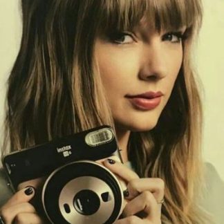 Taylor Swift | Camera (Poster)