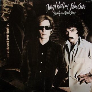 Daryl Hall And John Oates – Beauty On A Back Street (Vinyl)